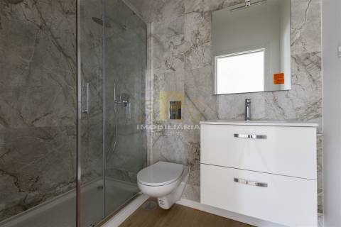 Apartamento T3 Arrendamento em Santarém (Marvila), Santa Iria da Ribeira de Santarém, Santarém (São Salvador) e Santarém (São Nicolau),Santarém