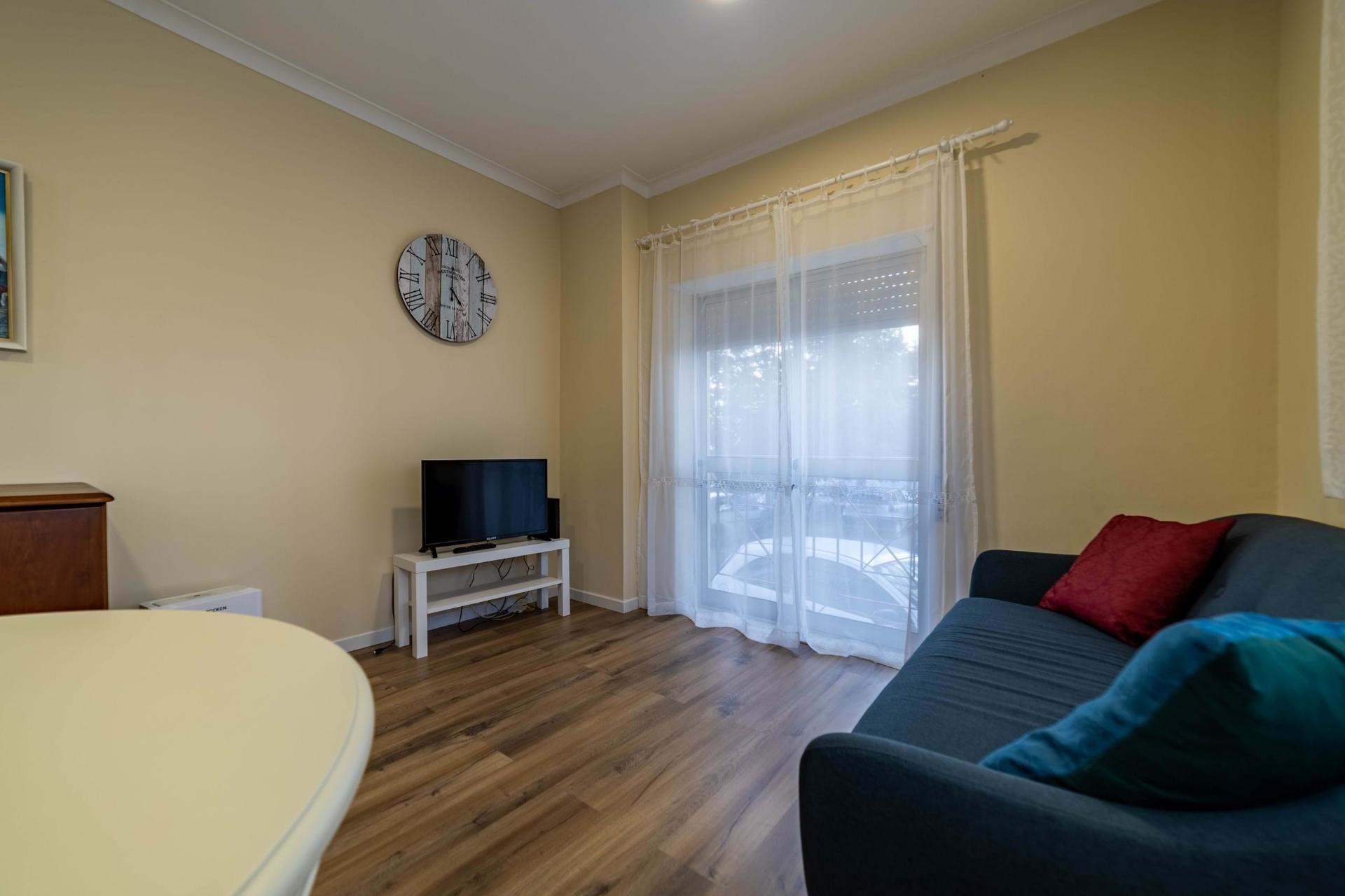 Apartamento T1 Arrendamento em Santarém (Marvila), Santa Iria da Ribeira de Santarém, Santarém (São Salvador) e Santarém (São Nicolau),Santarém