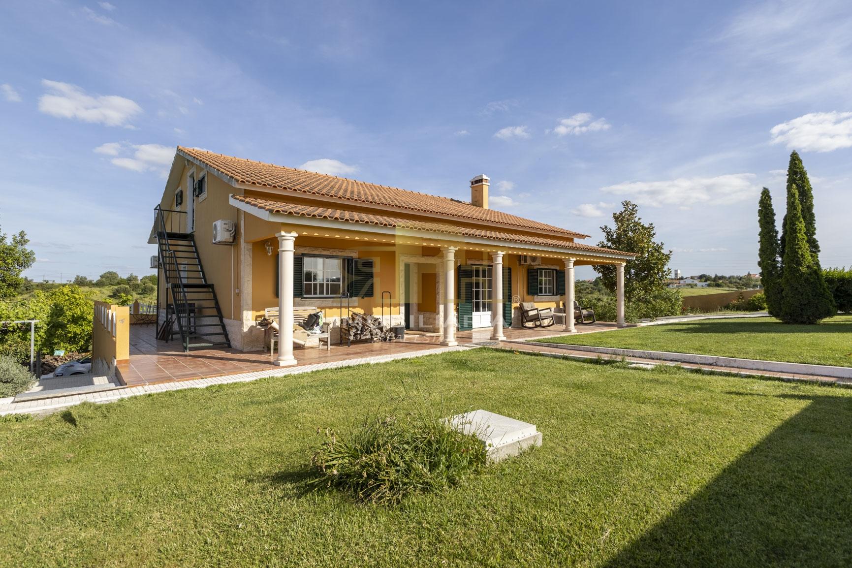 Moradia T3+2 Venda em Manique do Intendente, Vila Nova de São Pedro e Maçussa,Azambuja