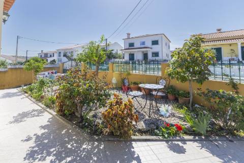 Moradia T3 Venda em Santarém (Marvila), Santa Iria da Ribeira de Santarém, Santarém (São Salvador) e Santarém (São Nicolau),Santarém