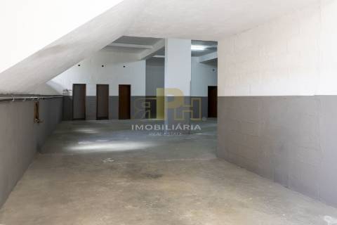 Garagem  Arrendamento em Santarém (Marvila), Santa Iria da Ribeira de Santarém, Santarém (São Salvador) e Santarém (São Nicolau),Santarém