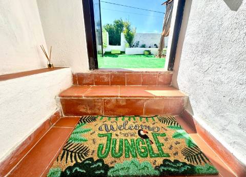 Prédio com amplo terreno em Garvão, Concelho de Ourique