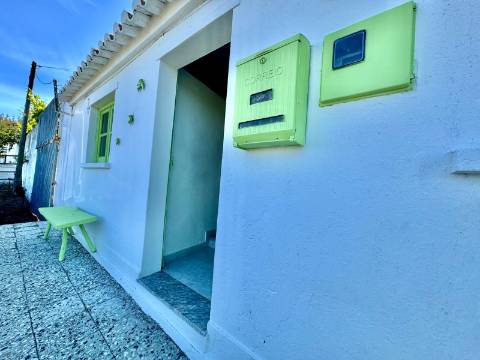 Prédio com amplo terreno em Garvão, Concelho de Ourique