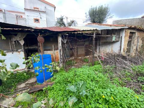 Ruína para recuperar em Santa Luzia concelho de Ourique