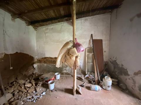 Ruína para recuperar em Santa Luzia concelho de Ourique