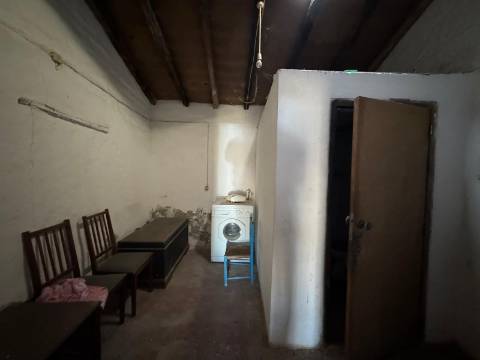 Herdade com dois Montes Alentejanos para Recuperar