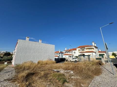 Lote terreno Almodôvar