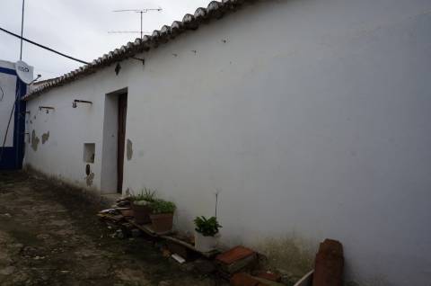 Moradia em Banda T2 Pronta a Habitar - São Martinho das Amoreiras