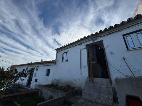 Casa Térrea T2 com Vista para a Planície Alentejana
