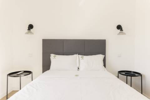 Moradia de Luxo no Alentejo: Tradição, Conforto e Vista Deslumbrante para a Planície