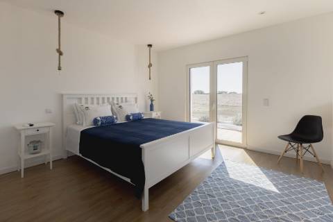 Moradia de Luxo no Alentejo: Tradição, Conforto e Vista Deslumbrante para a Planície