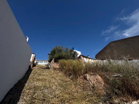 Terreno no Centro de Ourique