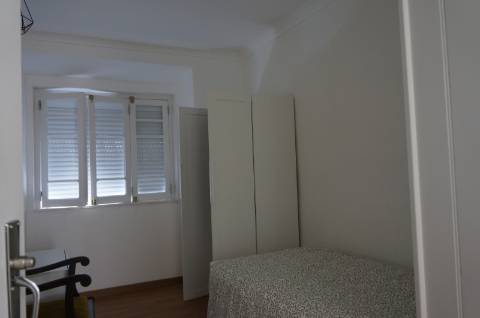 Fabulosa moradia no centro da bela vila de Colos