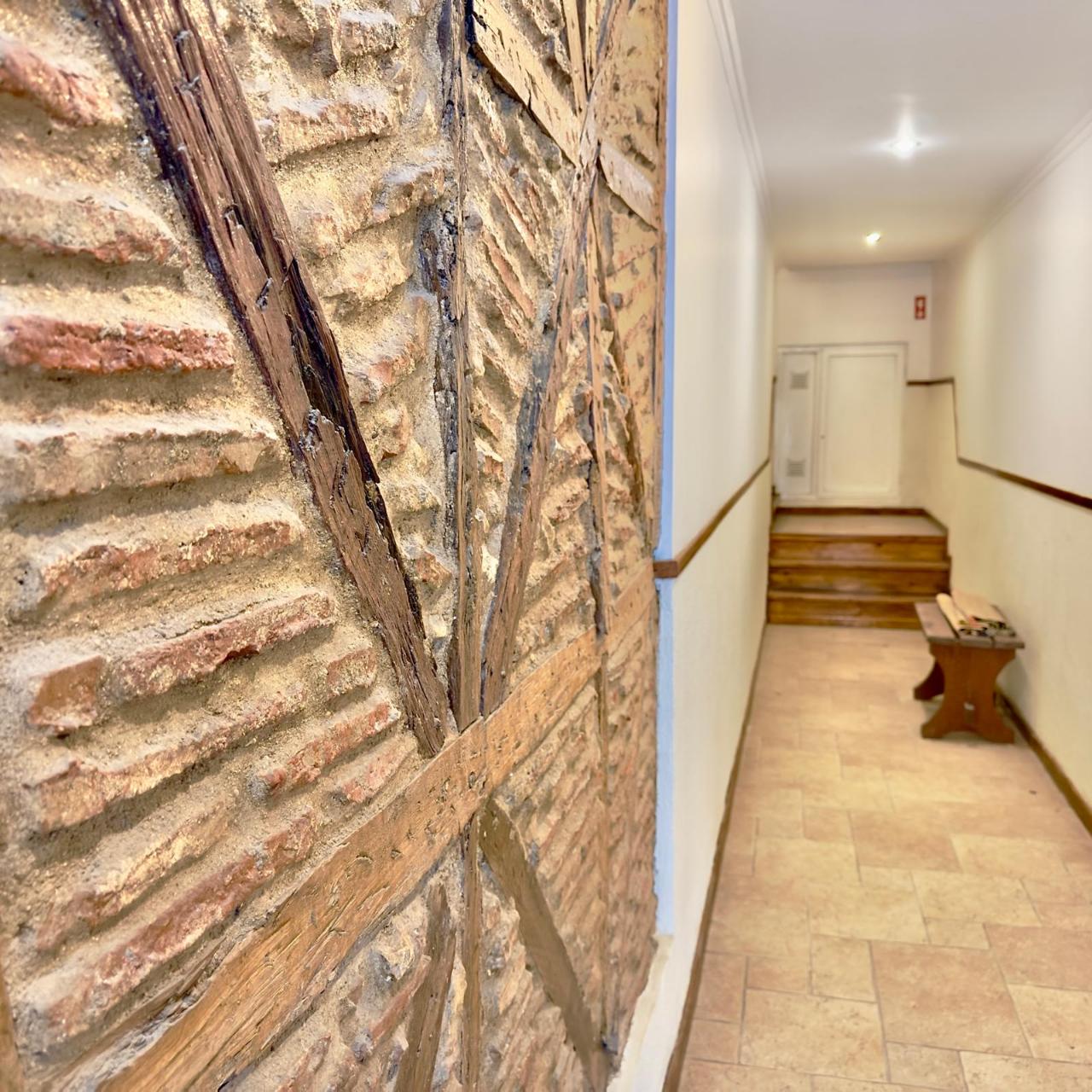 Apartamento T1+2 -Madragoa - Estrela | Totalmente Renovado
