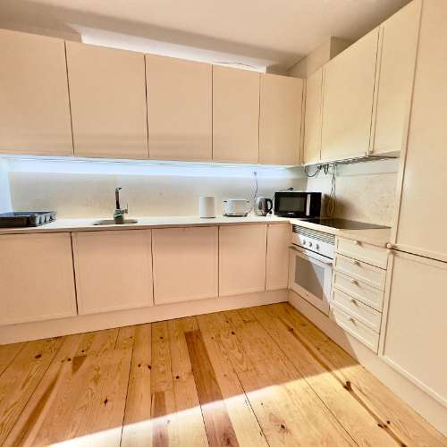 Apartamento T1+2 -Madragoa - Estrela | Totalmente Renovado
