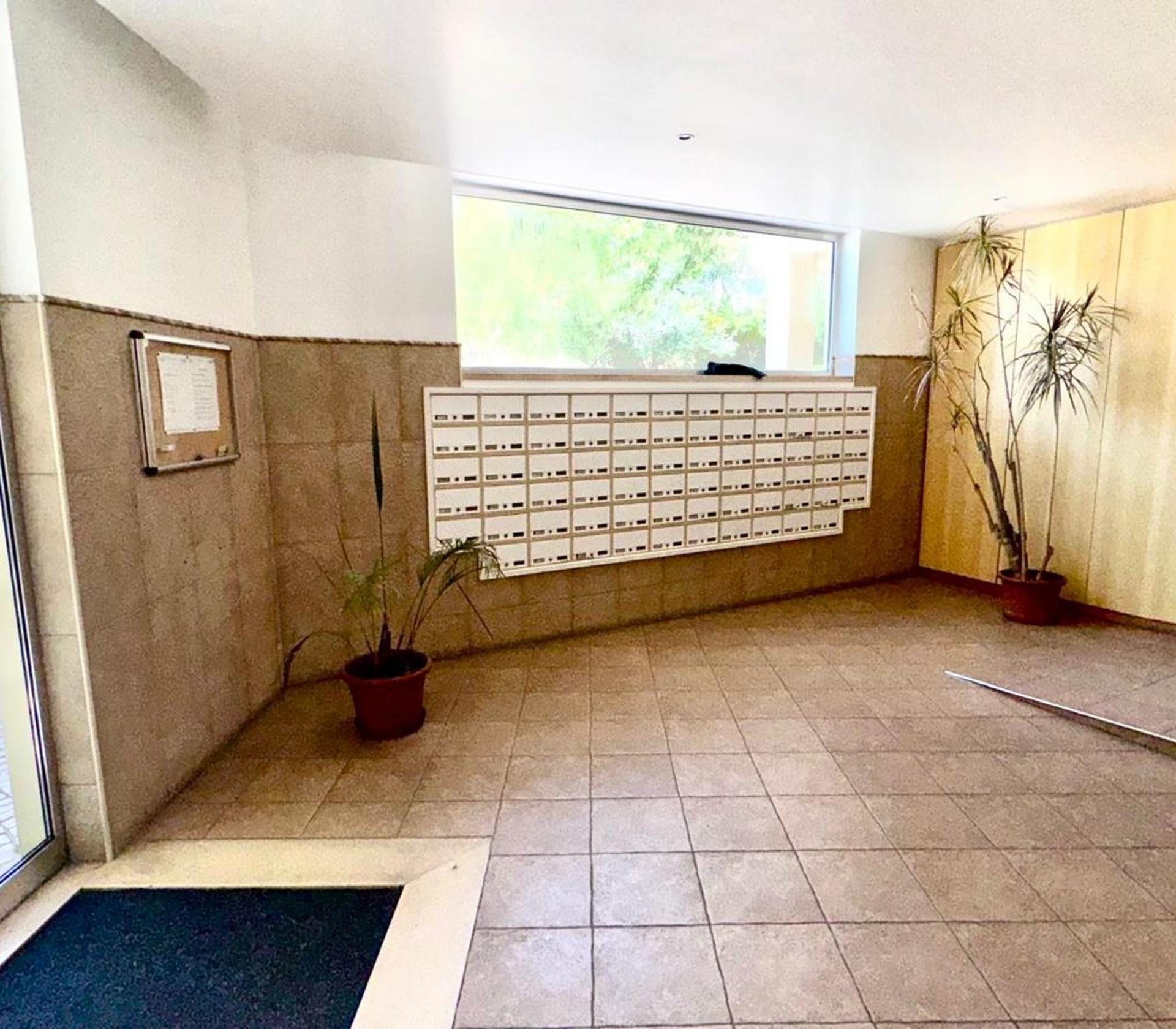 Apartamento T2 com Excelente Localização a Apenas 10 Minutos da Praia