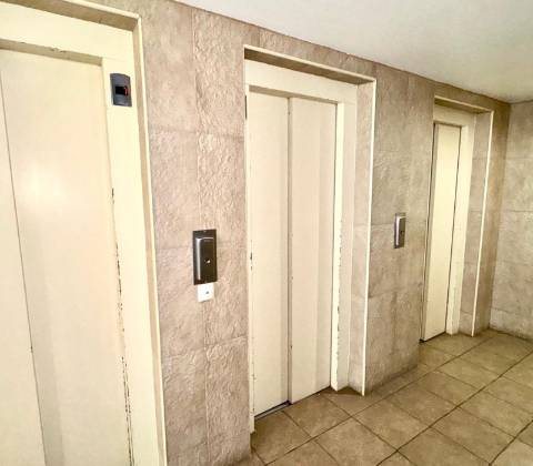 Apartamento T2 com Excelente Localização a Apenas 10 Minutos da Praia