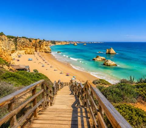 Apartamento T2 com Excelente Localização a Apenas 10 Minutos da Praia