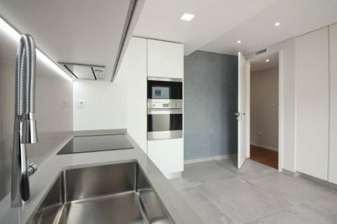 Apartamento T3 com 134m2 na Quinta das Marianas