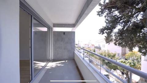 Apartamento T3+1 Centro de Carcavelos