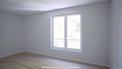 Apartamento T3+1 Centro de Carcavelos