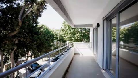 Apartamento T3+1 Centro de Carcavelos