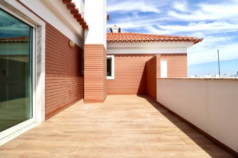 Apartamento T3 Duplex num Condominio Fechado em Cascais
