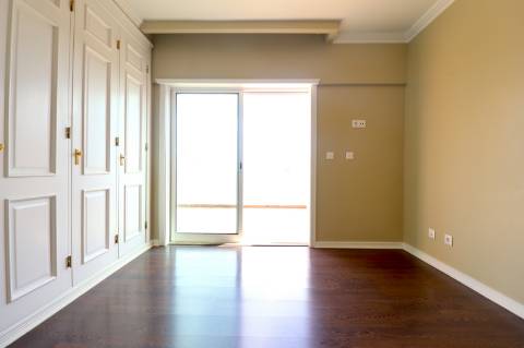 Apartamento T3 Duplex num Condominio Fechado em Cascais