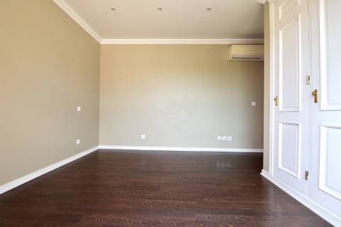 Apartamento T3 Duplex num Condominio Fechado em Cascais