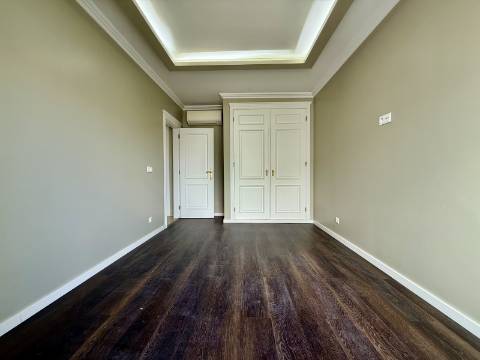 Apartamento T3 Duplex num Condominio Fechado em Cascais