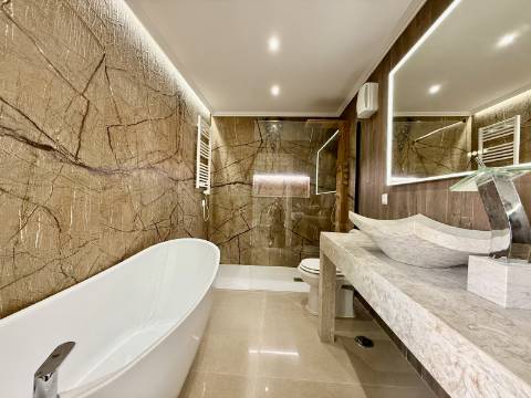 Apartamento T3 Duplex num Condominio Fechado em Cascais