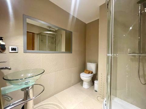 Moradia T3 para arrendamento em Alcoitão