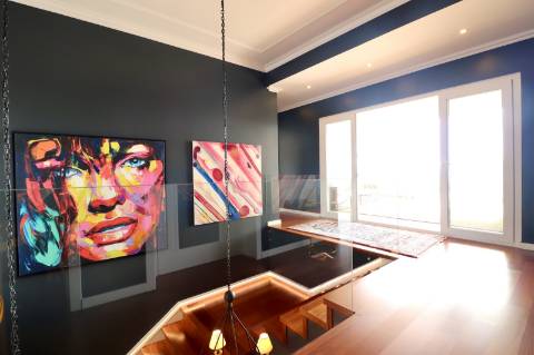 Moradia T5 com Vista Mar no Estoril