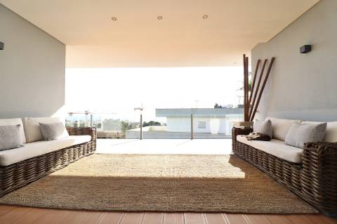 Moradia T5 com Vista Mar no Estoril