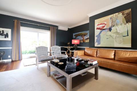 Moradia T5 com Vista Mar no Estoril