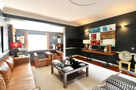 Moradia T5 com Vista Mar no Estoril