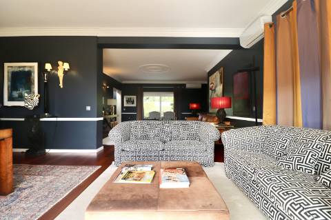 Moradia T5 com Vista Mar no Estoril