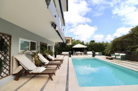 Moradia T5 com Vista Mar no Estoril