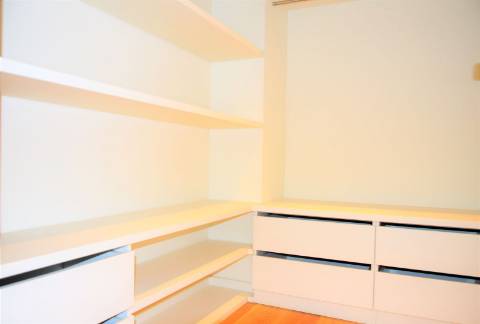 Apartamento T2+1 no centro do Estoril.