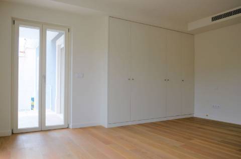 Apartamento T2+1 no centro do Estoril.