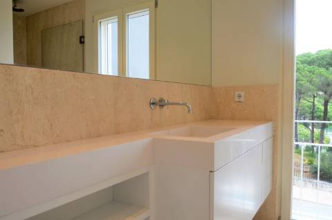 Apartamento T2+1 no centro do Estoril.