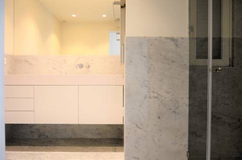 Apartamento T2+1 no centro do Estoril.