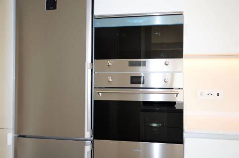 Apartamento T2+1 no centro do Estoril.