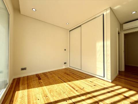 Apartamento T4 no novo empreendimento São João Residence