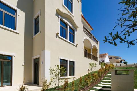 Apartamento T3 com 356m2