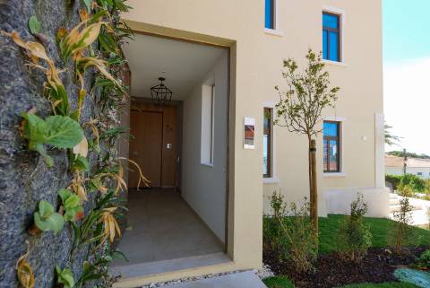 Apartamento T3 Duplex com 227,61m2
