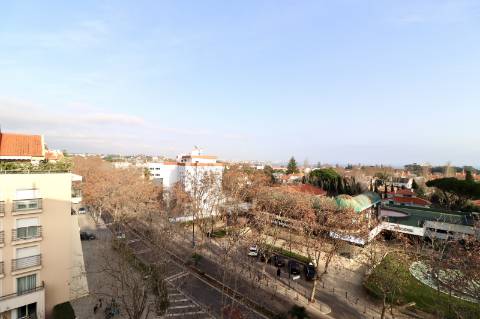 Apartamento T3 no Centro de Cascais com Vista Mar