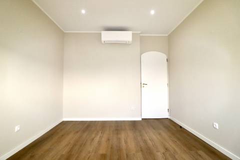 Apartamento T3 no Centro de Cascais com Vista Mar