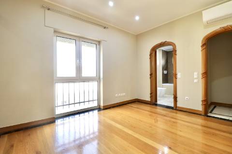 Apartamento T3 no Centro de Cascais com Vista Mar