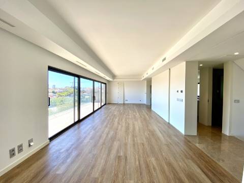 Moradia T7 com vista total de mar